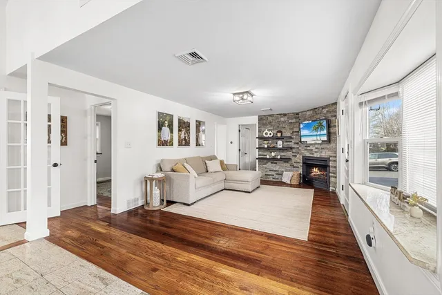 $629,000 | 847 Washington Street, Easton, MA 02375