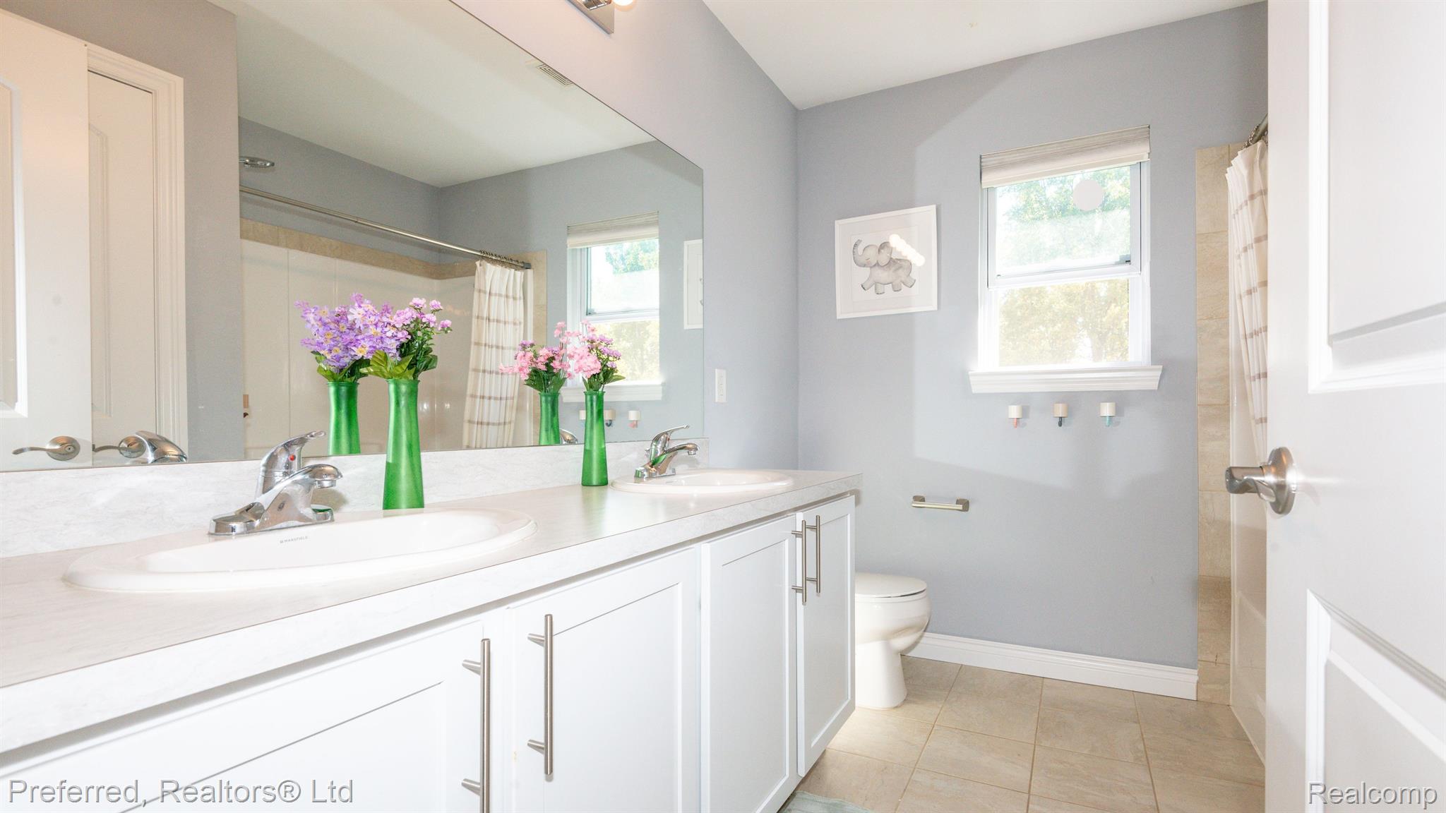42955 Colonial Road Belleville, MI 48111 - Photo 35 of 47 Gallery Image 35