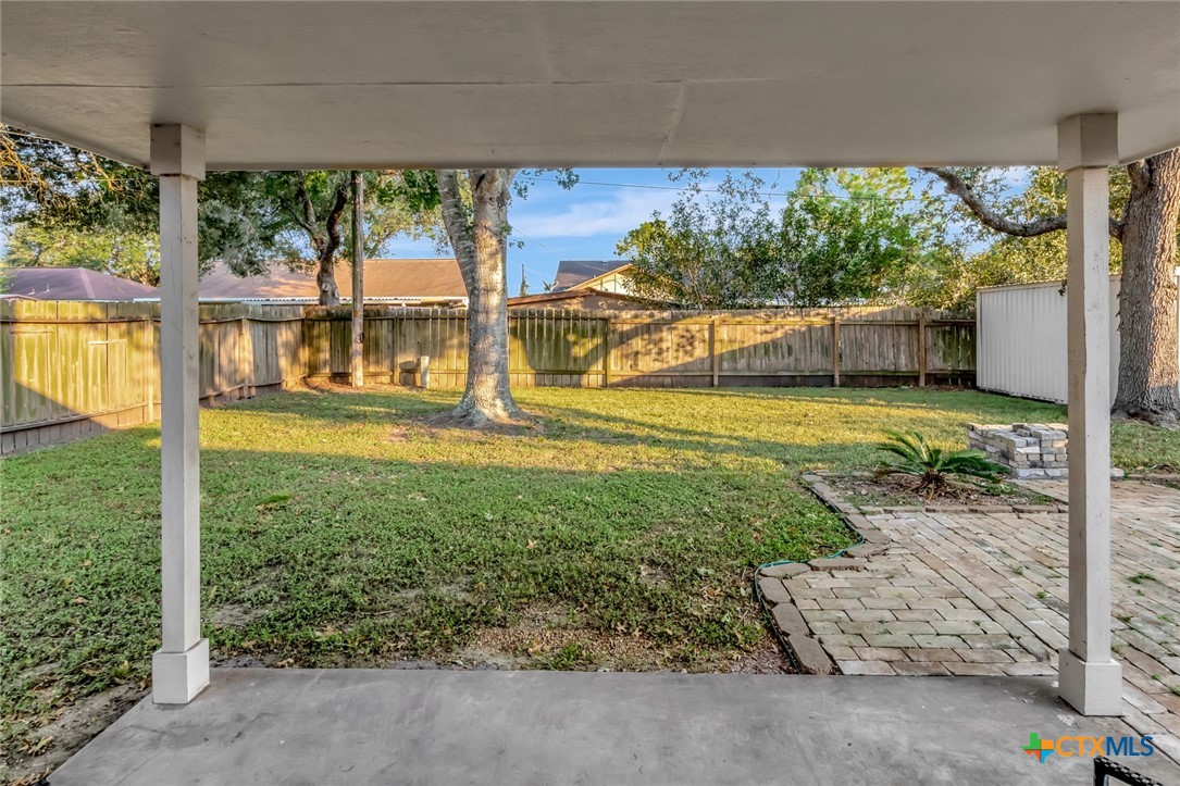 111 Concord Lane Victoria, TX 77901 - Photo 40 of 42