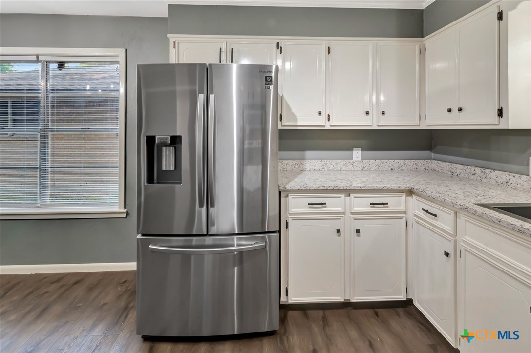 111 Concord Lane Victoria, TX 77901 - Photo 10 of 42