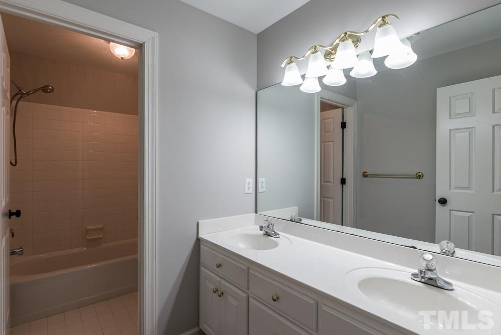 7805 Sandy Bottom Way Raleigh, NC 27613 - Photo 22 of 24
