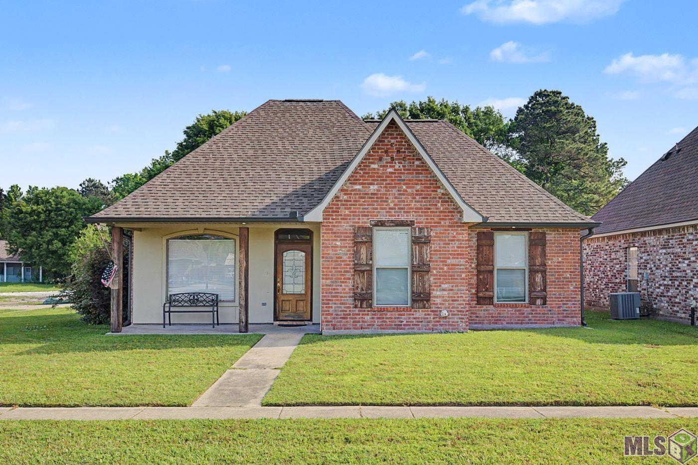 9305 Rue De Benoit Denham Springs, LA 70706 - Photo 1 of 17 Gallery Image 1