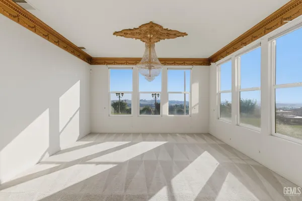 $679,995 | Undisclosed Address, Bakersfield, CA 93306