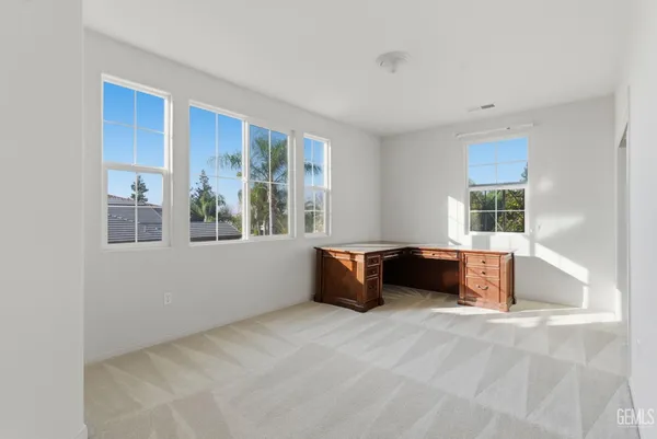 $679,995 | Undisclosed Address, Bakersfield, CA 93306