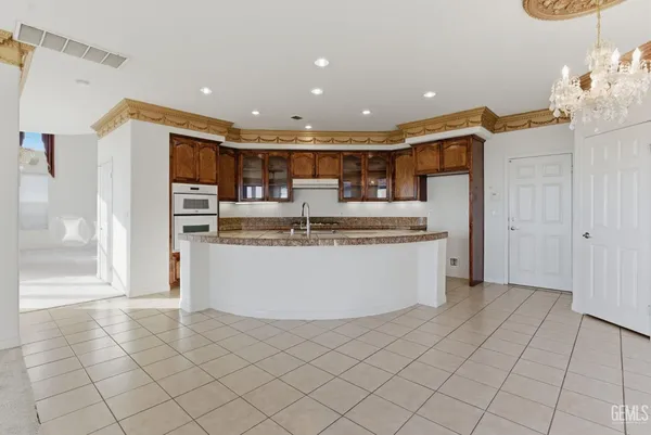 $679,995 | Undisclosed Address, Bakersfield, CA 93306