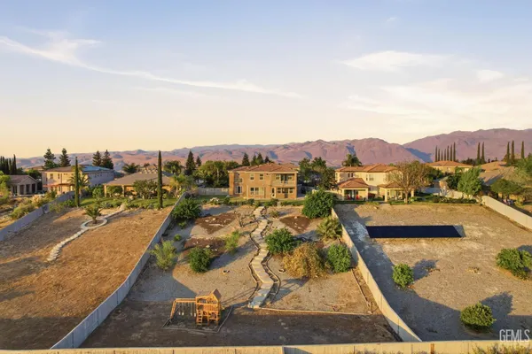 $679,995 | Undisclosed Address, Bakersfield, CA 93306