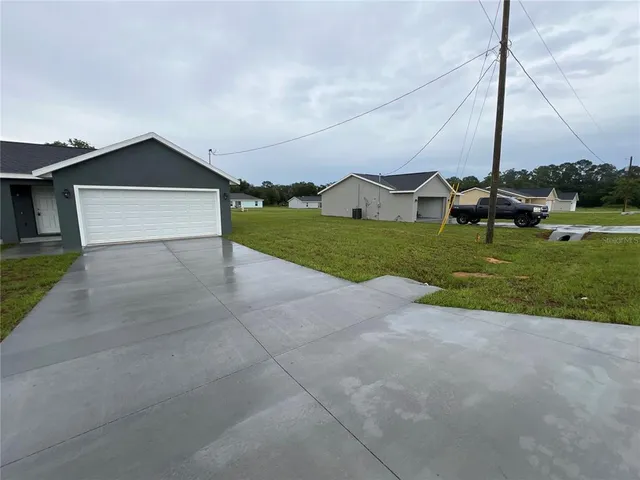 $1,625 | 9 Maple Dr Way, Ocklawaha, FL 32179