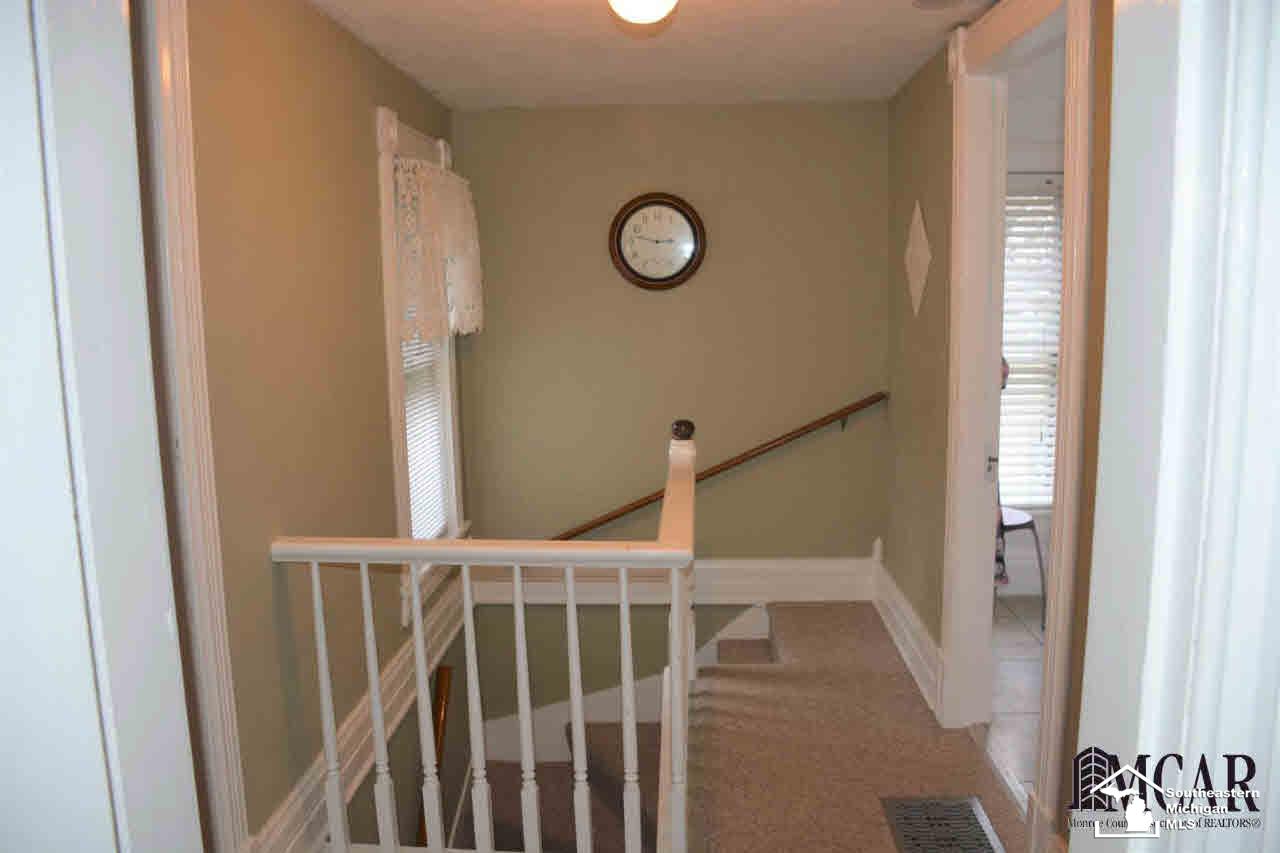 2010 Lakeside Road Erie, MI 48133 - Photo 19 of 40 Upstairs Hall