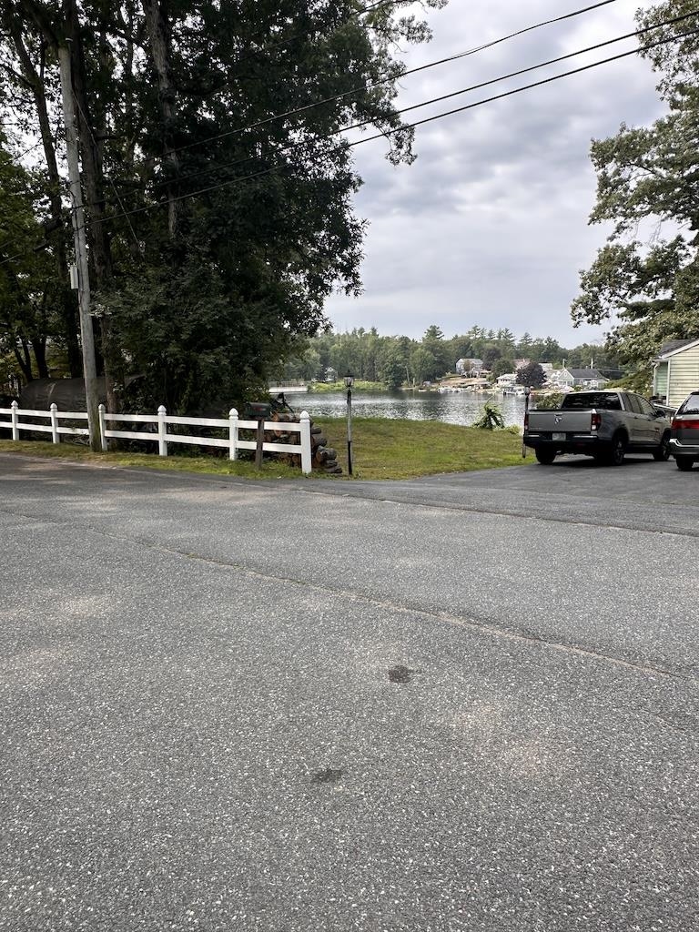 18 Blake Road Salem, NH 03079 - Photo 9 of 11