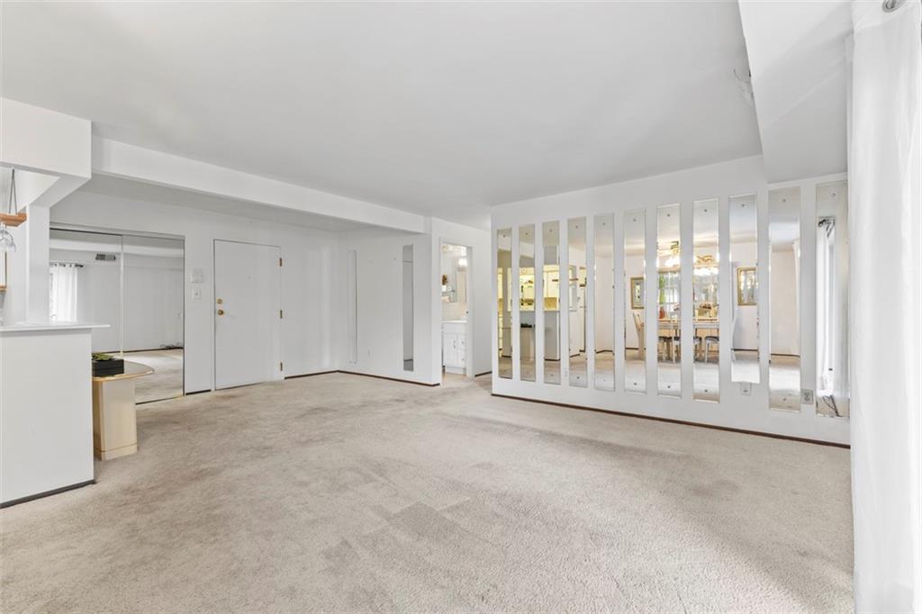 551 Sloop Road, Unit 59 Pittsburgh, PA 15237 - Photo 4 of 25 Abundant Natural Light