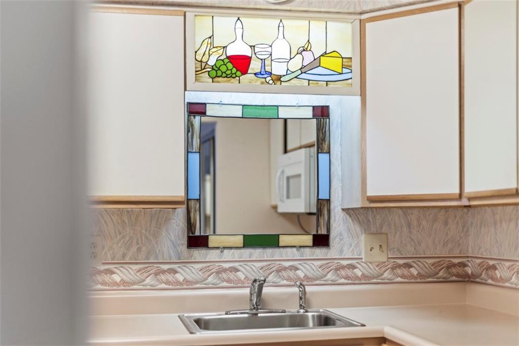 551 Sloop Road, Unit 59 Pittsburgh, PA 15237 - Photo 10 of 25 Stained Glass Excluded