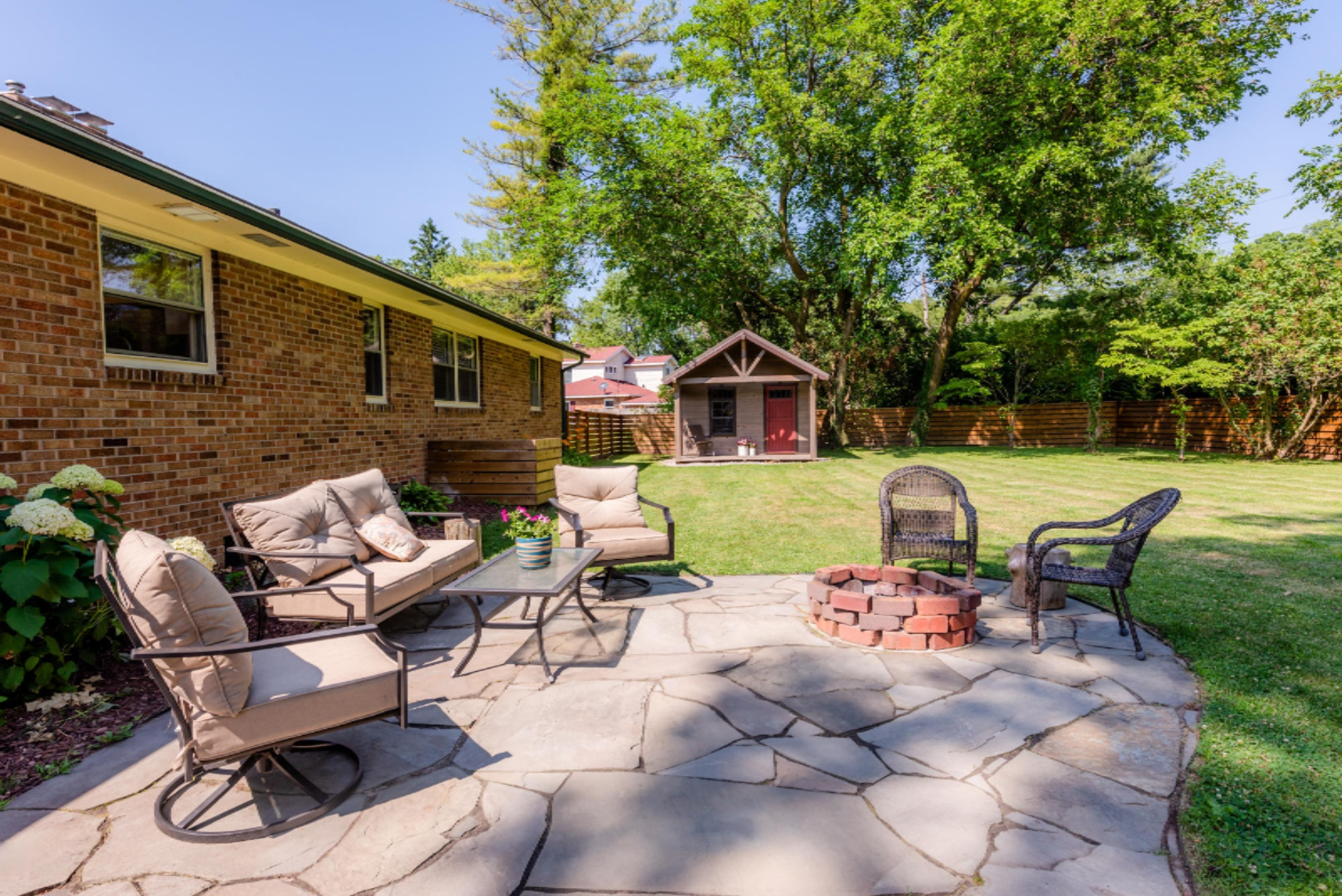 1087 Sylvan Road Benton Harbor, MI 49022 - Photo 29 of 37 Sylvan-128