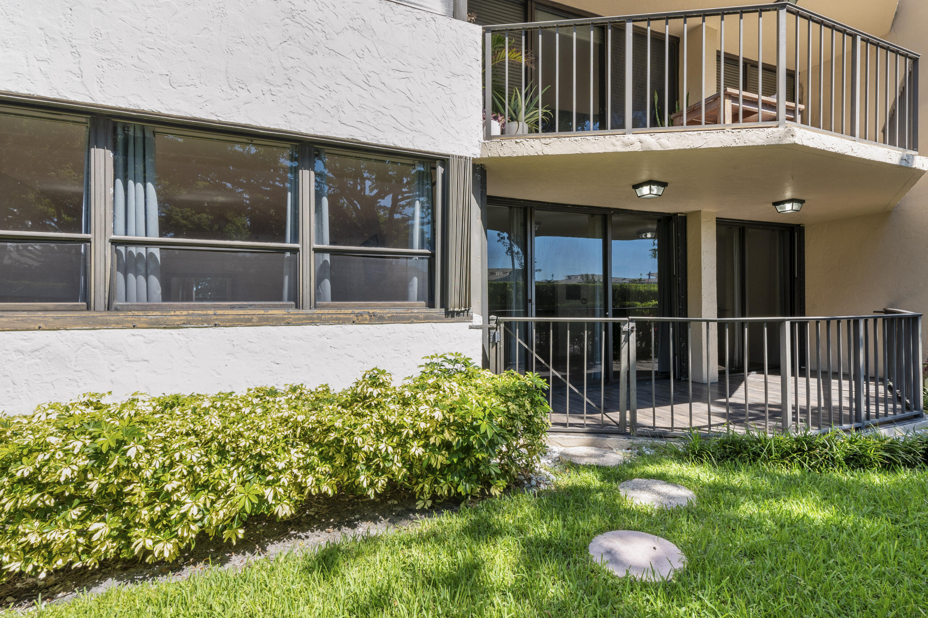 859 Jeffery Street, Unit 111 Boca Raton, FL 33487 - Photo 21 of 52 DSC_7066