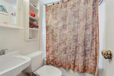 $175,000 | 1044 Avenue D, Westwego, LA 70094