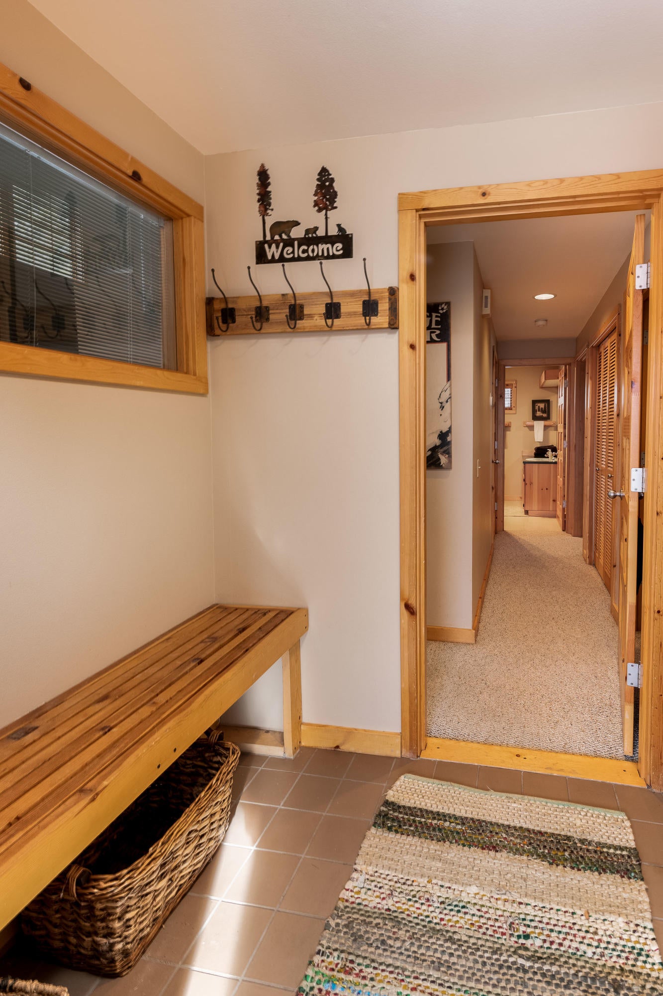 57536 Circle 4 Cabin Road, Unit CABIN 3 Sunriver, OR 97707 - Photo 5 of 27 Circle 4 Ranch Cabin #3-19