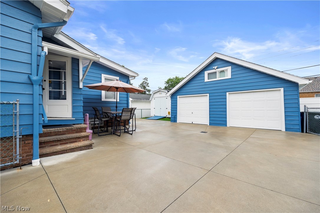3569 Warren Road Cleveland, OH 44111 - Photo 5 of 40 Gallery Image 5
