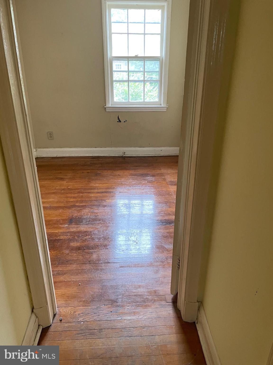 302 Overbrook Road Baltimore, MD 21212 - Photo 8 of 11