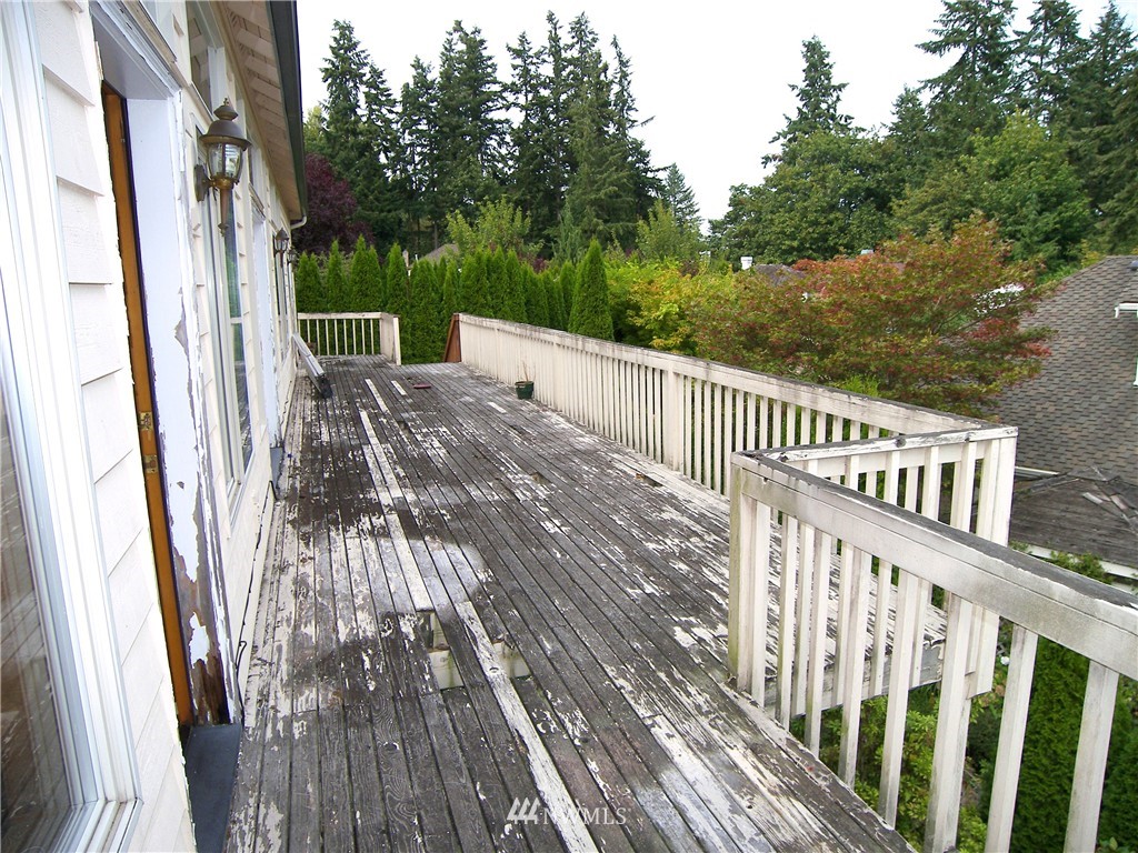 19634 110th Place Northeast Bothell, WA 98011 - Photo 22 of 25 Gallery Image 22