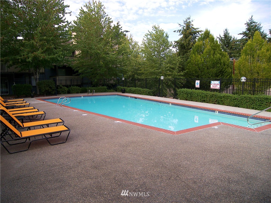 19634 110th Place Northeast Bothell, WA 98011 - Photo 23 of 25 Gallery Image 23