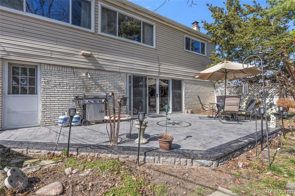 50020 White Mill Road Utica, MI 48317 - Photo 8 of 41
