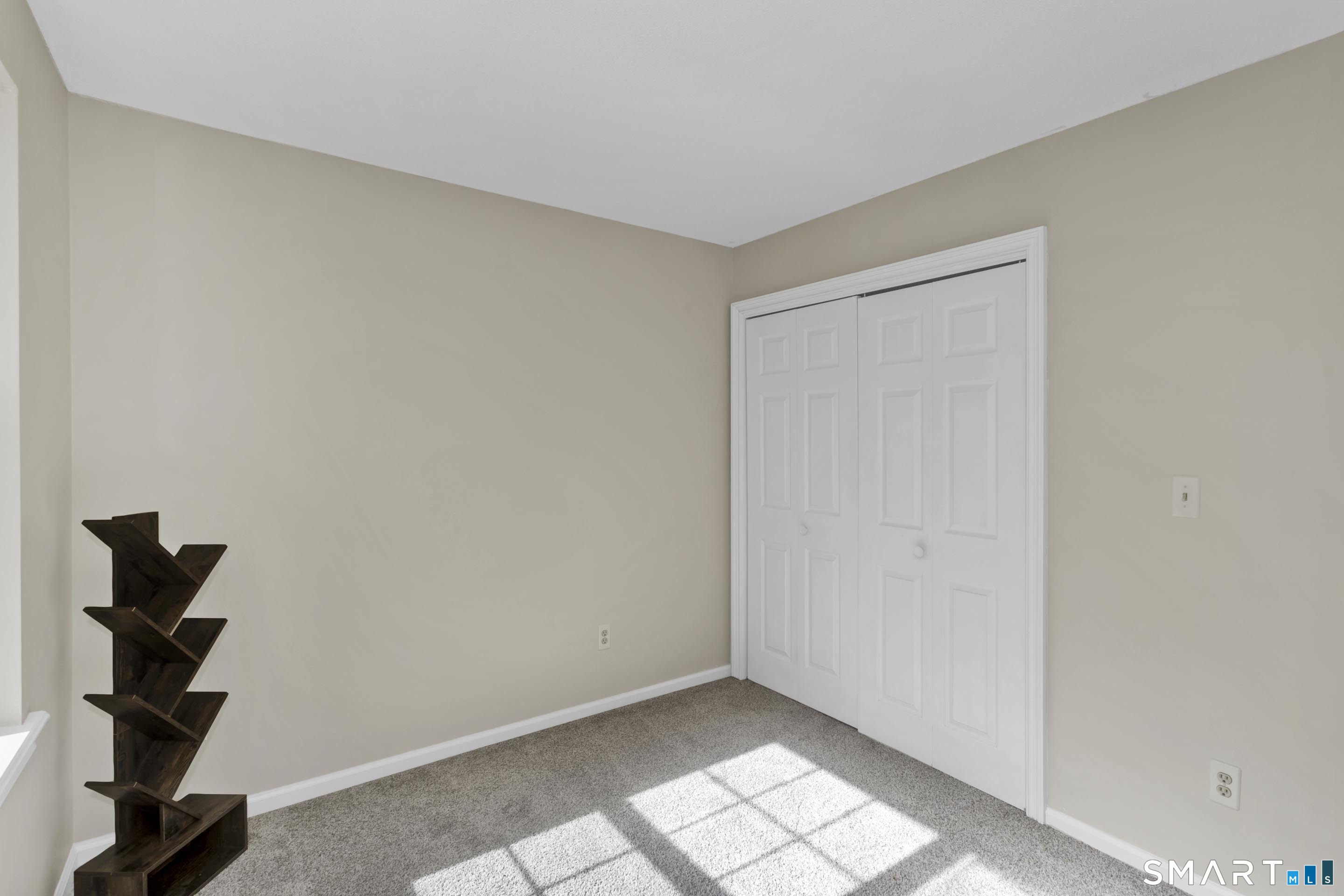 8 Dibble Hollow Lane, Unit 8 Windsor Locks, CT 06096 - Photo 21 of 32