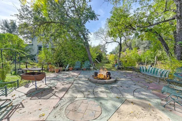 a view of an outdoor space with a patio