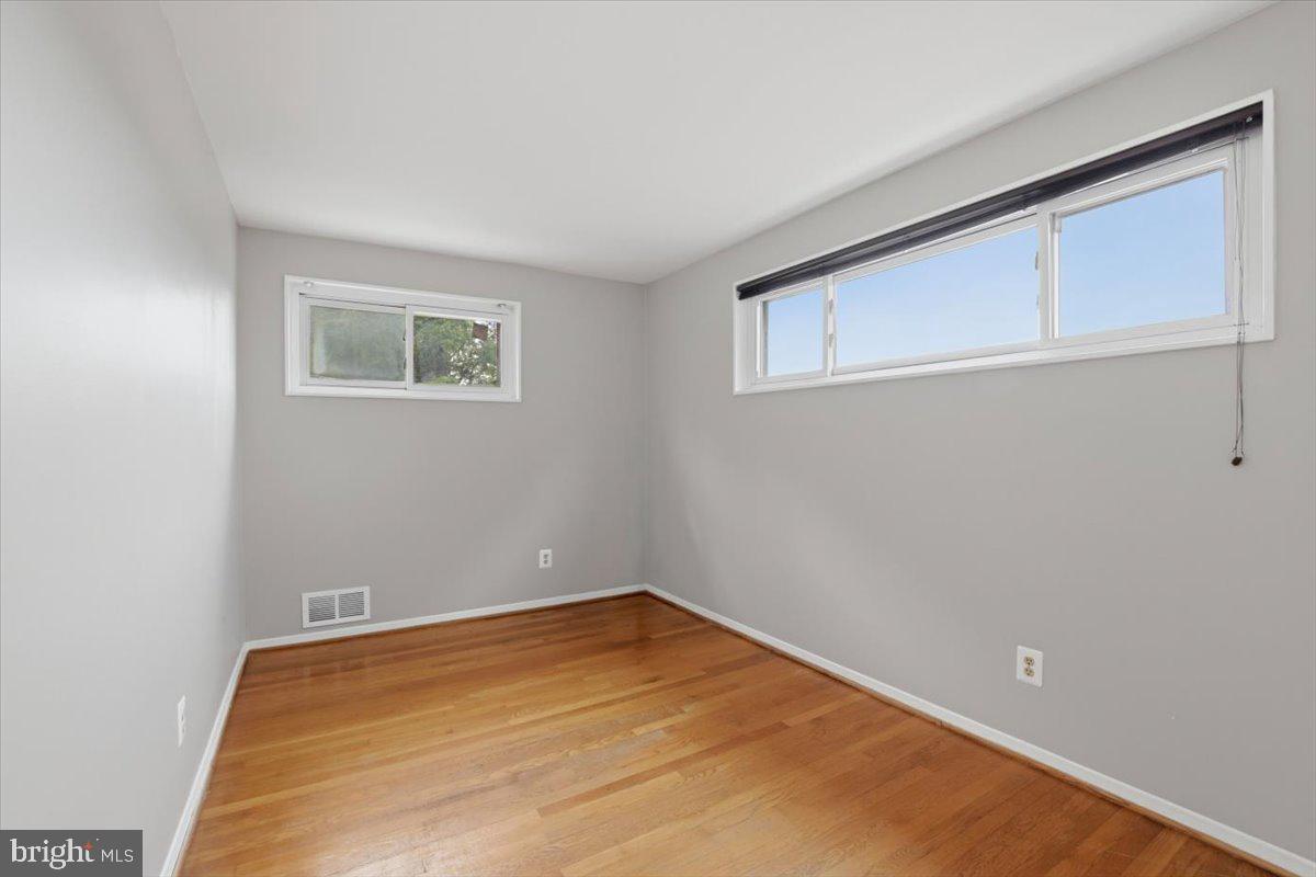 5024 8th Road South Arlington, VA 22204 - Photo 32 of 35