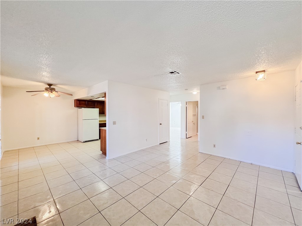 5576 West Rochelle Avenue, Unit 28B Las Vegas, NV 89103 - Photo 6 of 23