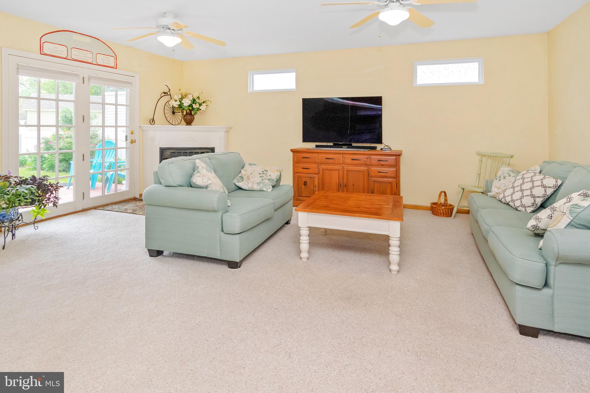 409 Elmwood Road Baltimore, MD 21206 - Photo 13 of 31