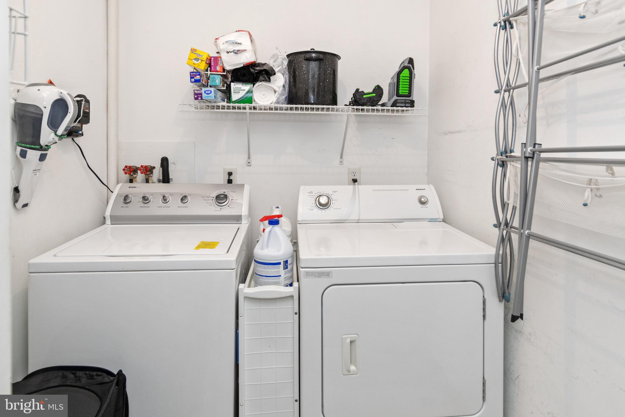 409 Elmwood Road Baltimore, MD 21206 - Photo 16 of 31 Main Level Laundry