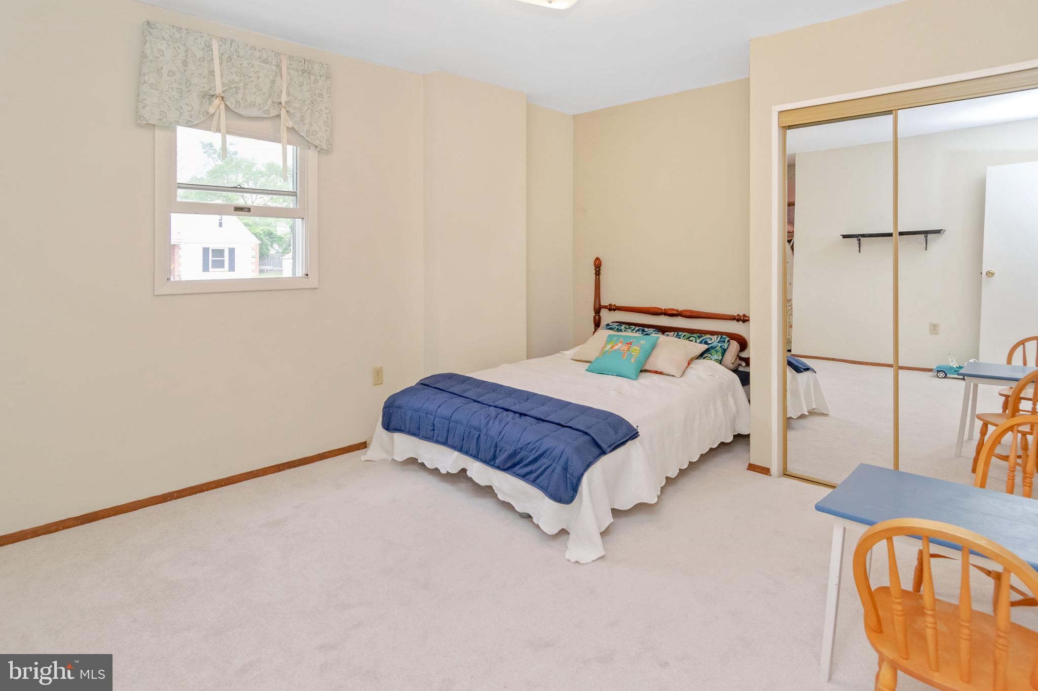 409 Elmwood Road Baltimore, MD 21206 - Photo 20 of 31 Upstairs Bedroom 3