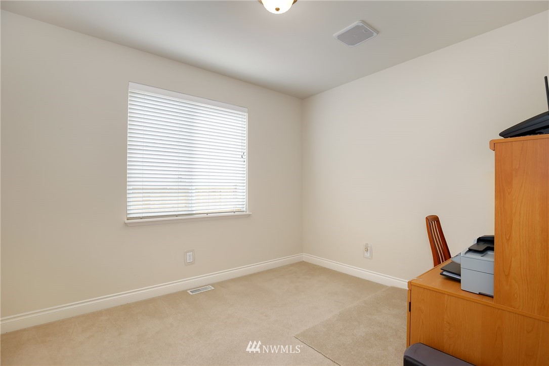 18544 173rd Way Southeast Renton, WA 98058 - Photo 12 of 25 Gallery Image 12