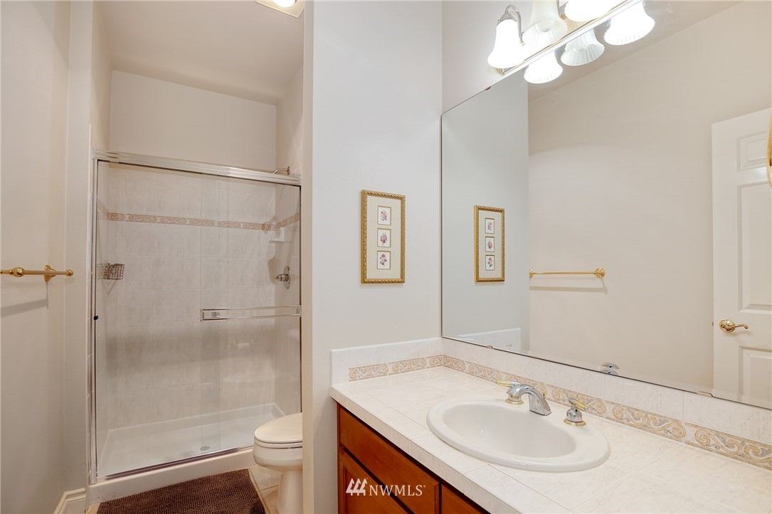 18544 173rd Way Southeast Renton, WA 98058 - Photo 13 of 25 Gallery Image 13