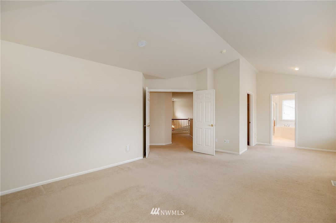18544 173rd Way Southeast Renton, WA 98058 - Photo 15 of 25 Gallery Image 15