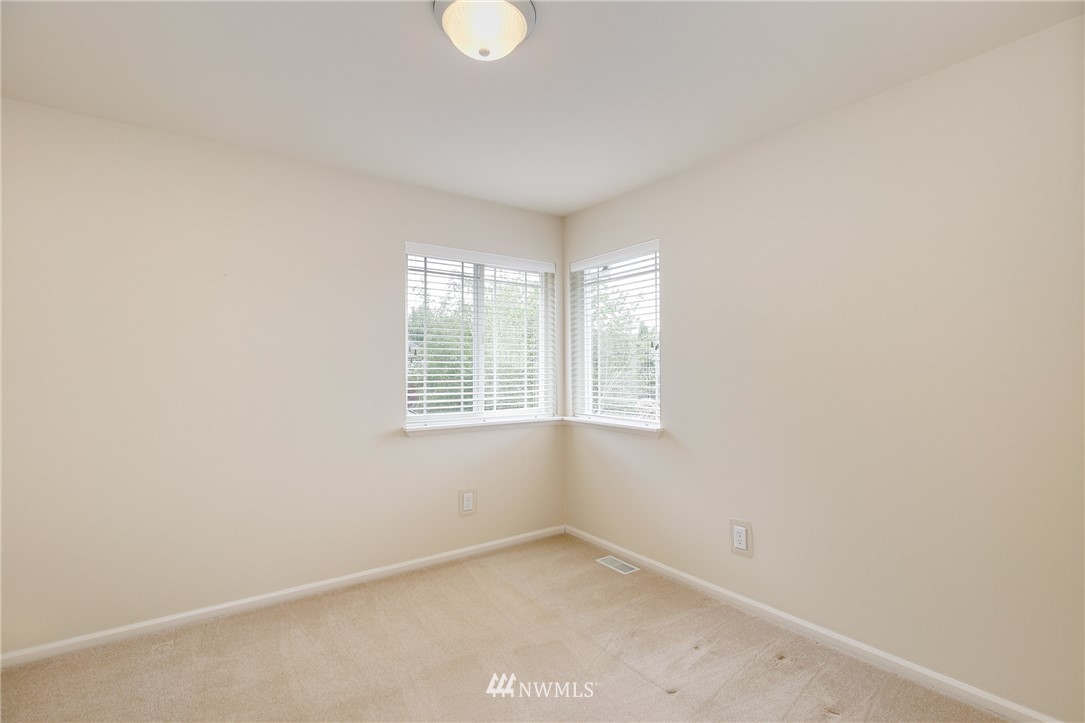18544 173rd Way Southeast Renton, WA 98058 - Photo 20 of 25 Gallery Image 20