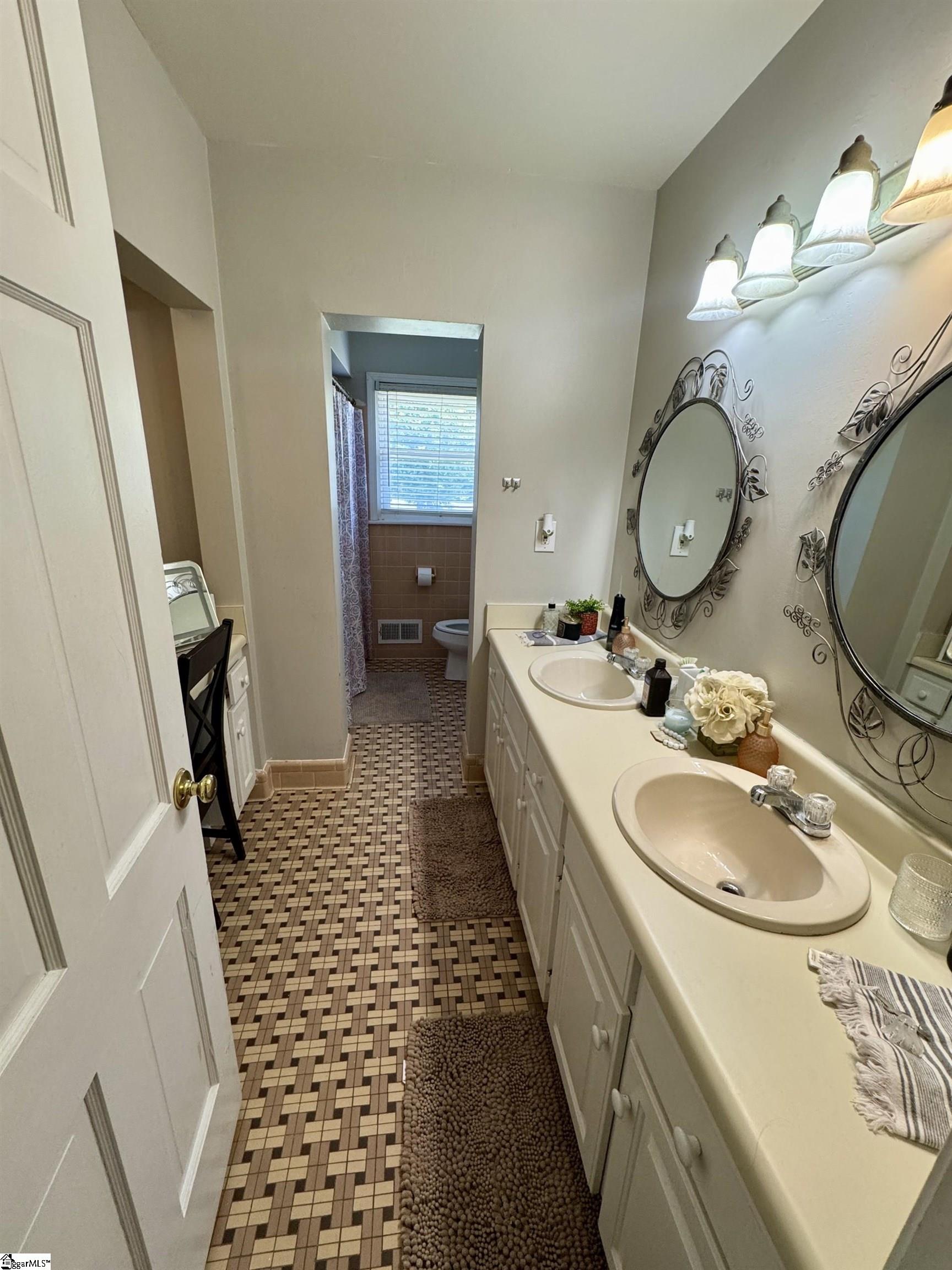 135 Lowe Road Piedmont, SC 29673 - Photo 31 of 42