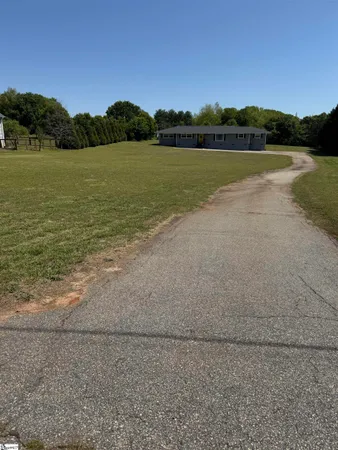 $385,500 | 135 Lowe Road, Piedmont, SC 29673