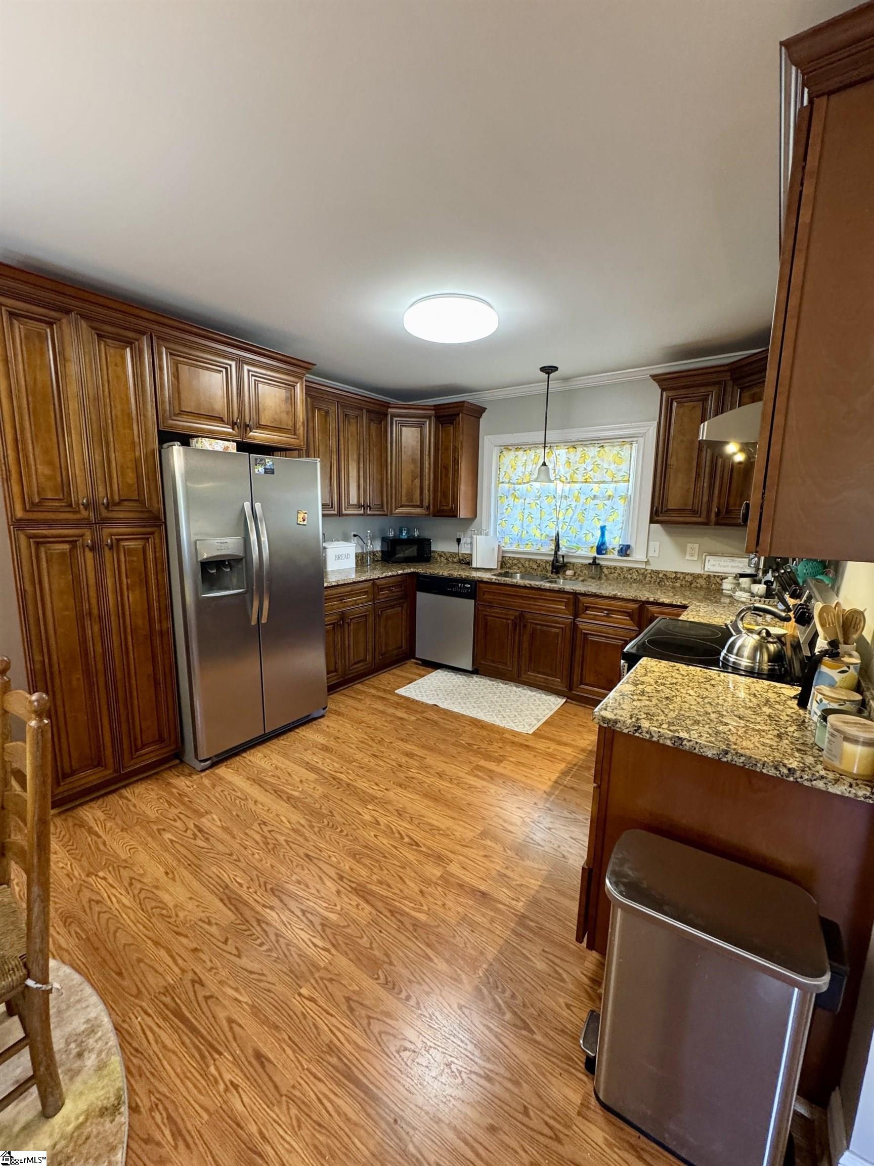 135 Lowe Road Piedmont, SC 29673 - Photo 4 of 42