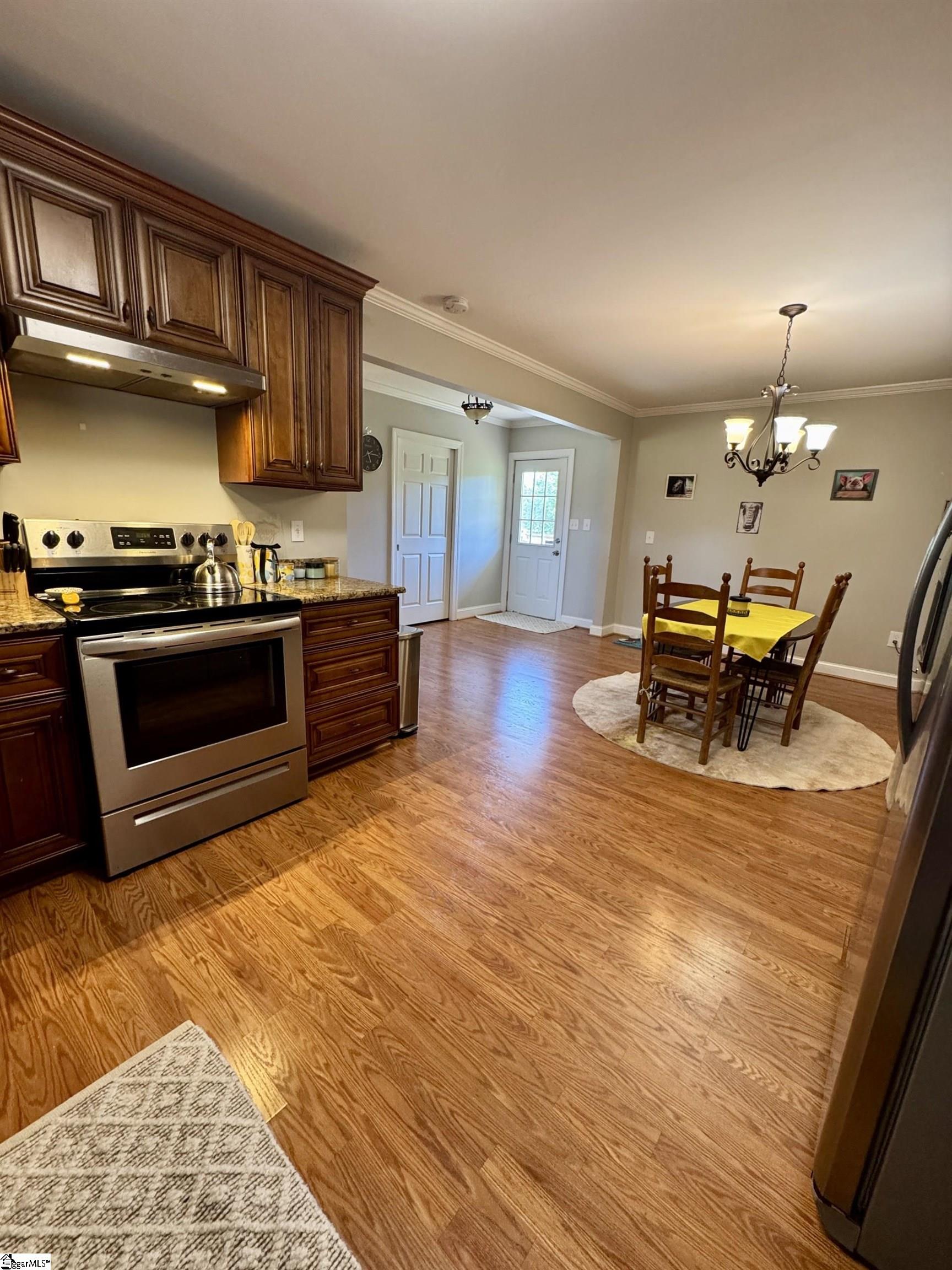 135 Lowe Road Piedmont, SC 29673 - Photo 6 of 42