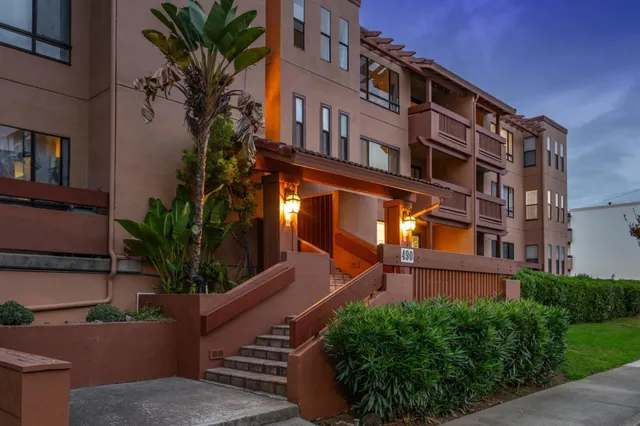 $600,000 | 490 Mariners Island Boulevard, Unit 102, San Mateo, CA 94404