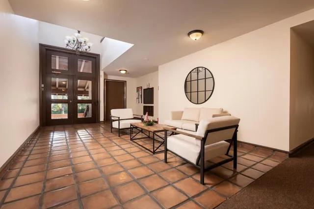 $600,000 | 490 Mariners Island Boulevard, Unit 102, San Mateo, CA 94404