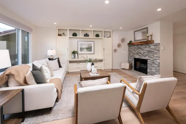 $600,000 | 490 Mariners Island Boulevard, Unit 102, San Mateo, CA 94404