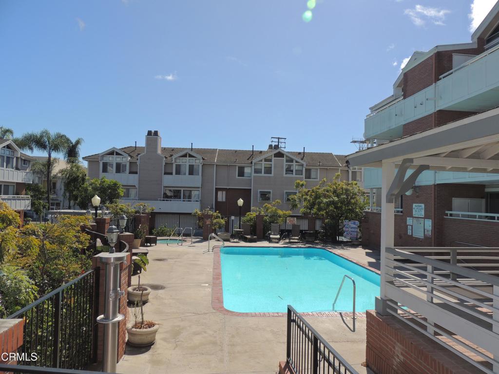 865 South B Street, Unit L2 Oxnard, CA 93030 - Photo 21 of 32 a city view with tall buildings