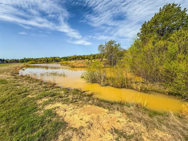 $3,162,500 | 24487 West Highway 70, Madill, OK 73446