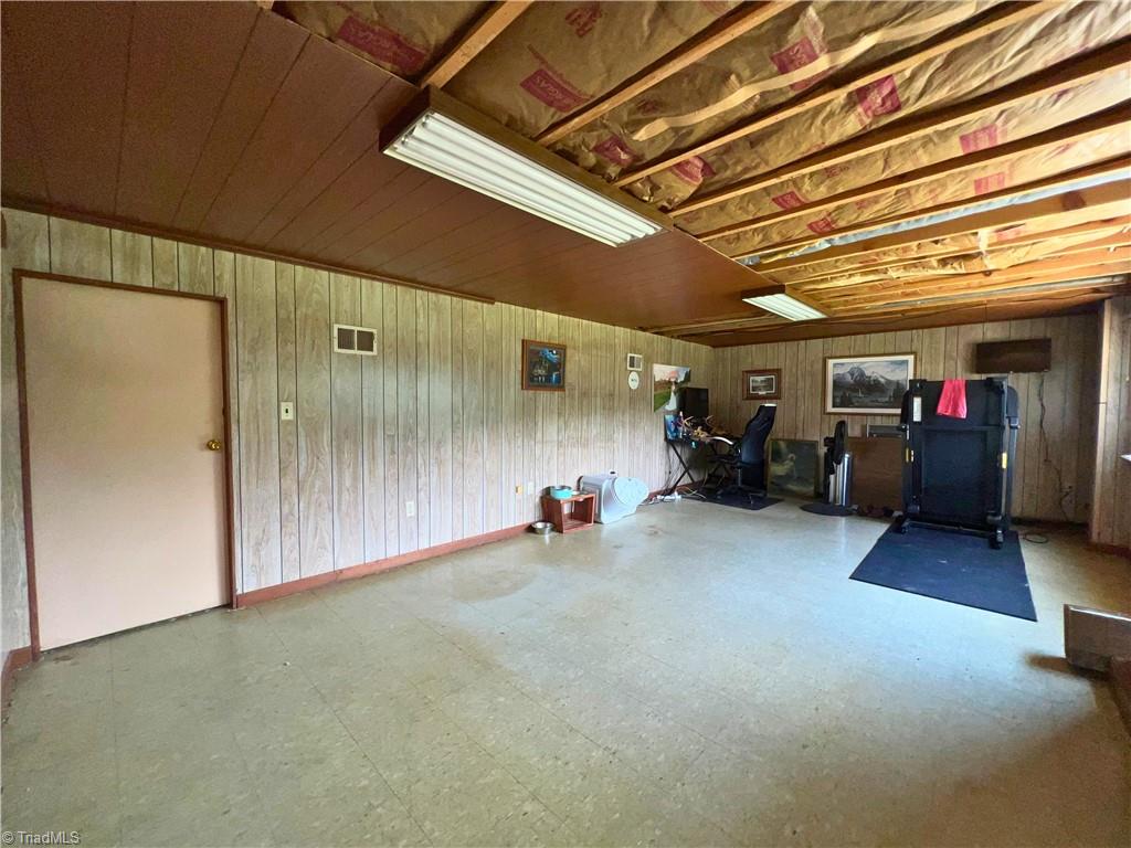 1458 Cartpath Road North Wilkesboro, NC 28659 - Photo 18 of 28