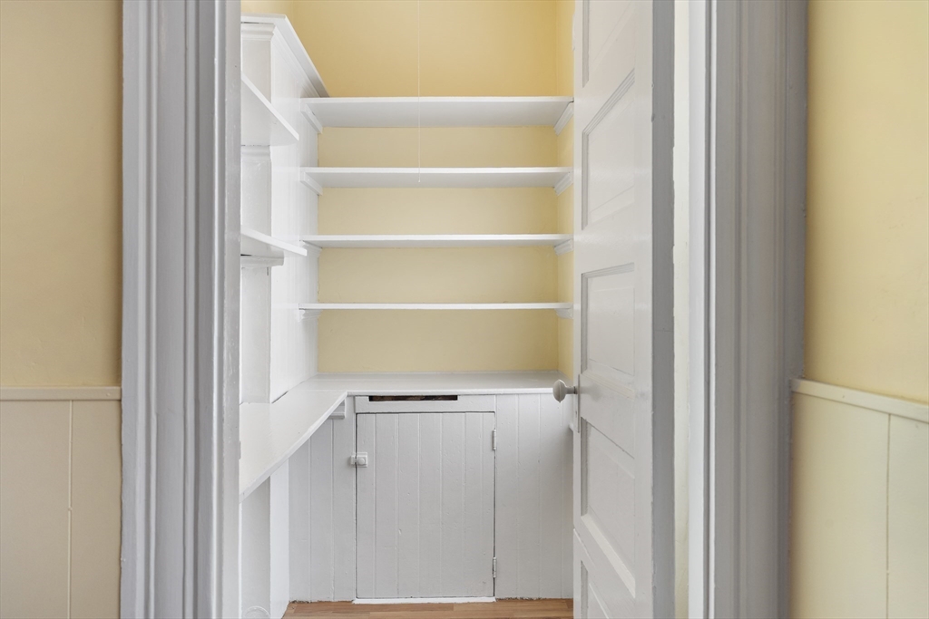 12 Folger Avenue, Unit 3 Beverly, MA 01915 - Photo 5 of 13