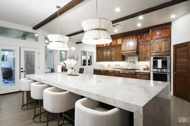 $1,170,000 | Undisclosed Address, Bakersfield, CA 93314