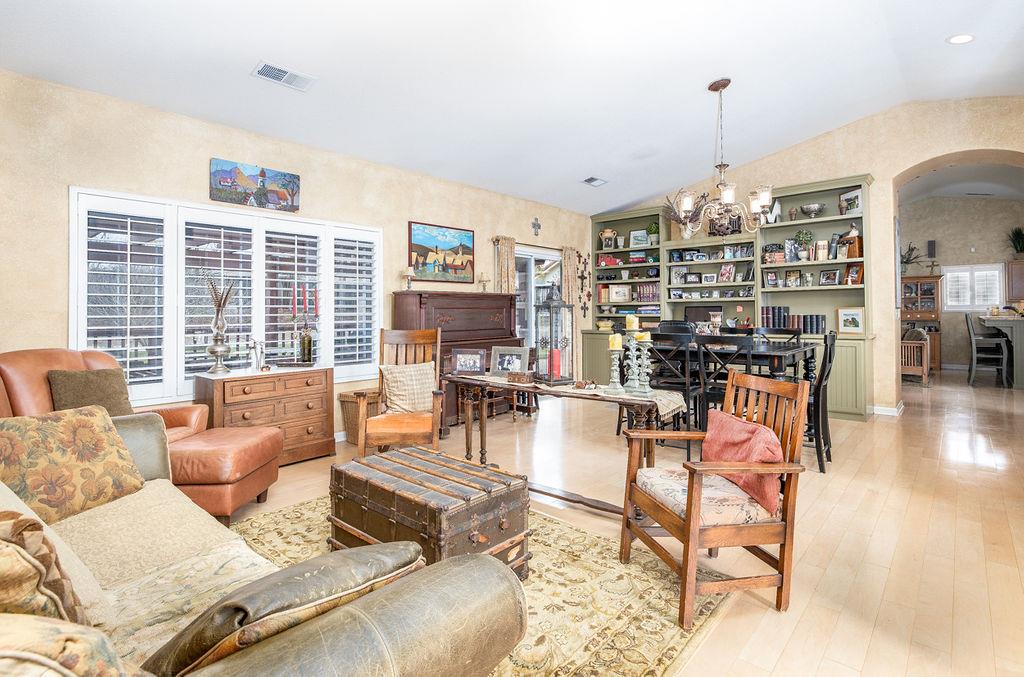265 Blueridge Street Soledad, CA 93960 - Photo 6 of 33 a living room with furniture and a large window