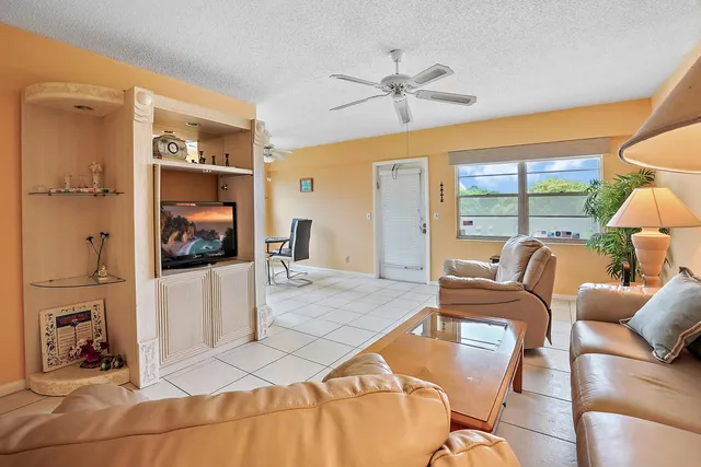 $110,000 | 368 Dorset I, Boca Raton, FL 33434