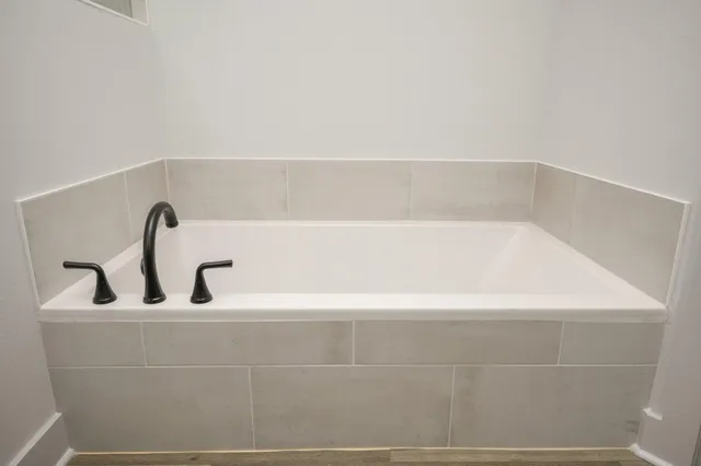 a close view of sink